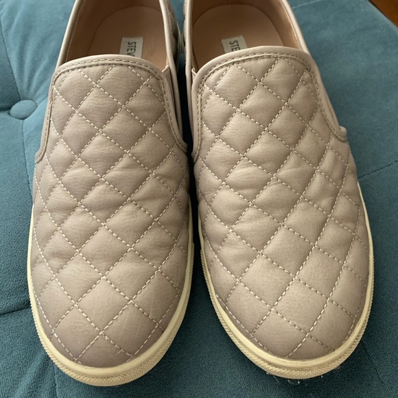 Steve Madden Ecentrcq Sneaker - Picture 1 of 4